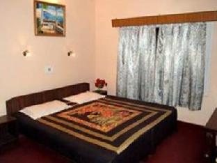 Hotel Maurya Kangara 