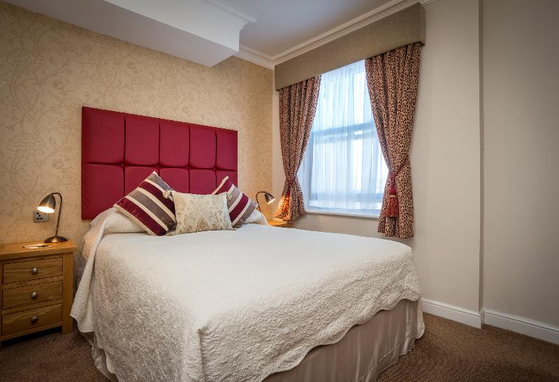 Langham Hotel (لانگهام هتل) Room