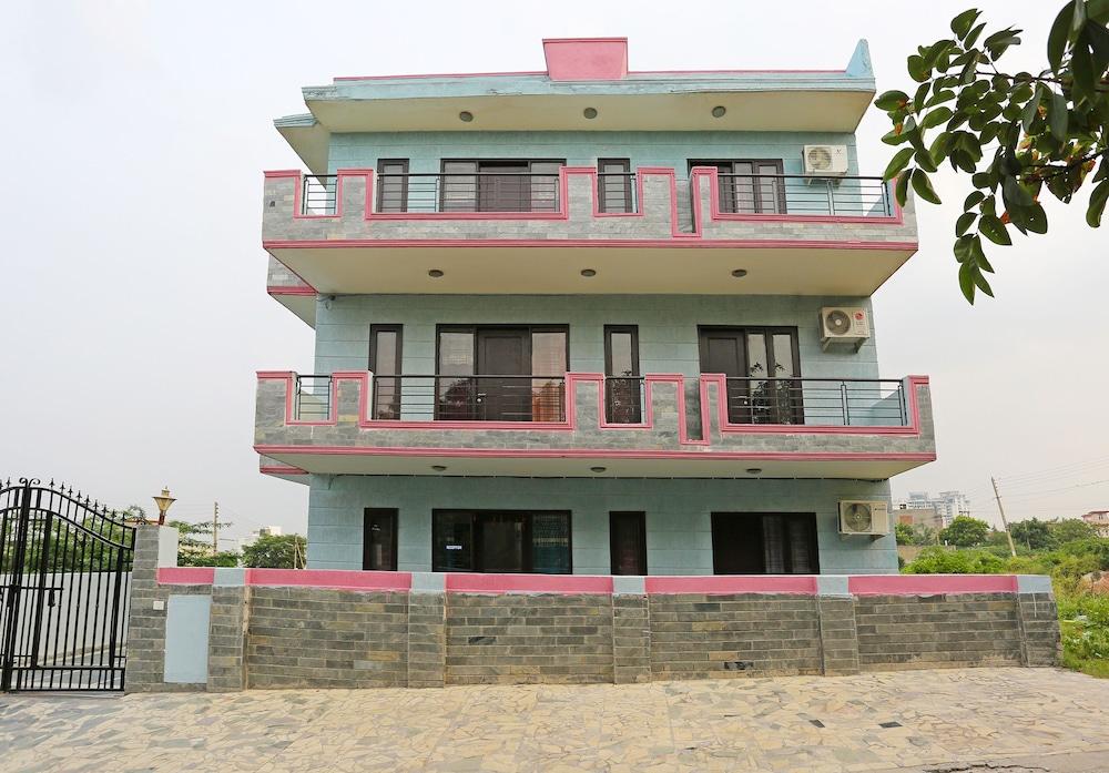 Oyo 9274 Homey Stay Suites 
