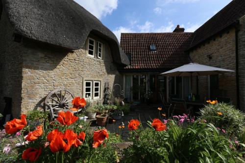 Thatch Cottage 