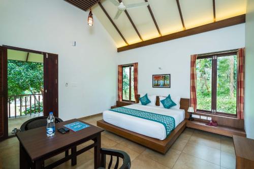 Oyo 10233 Century Village Resort 