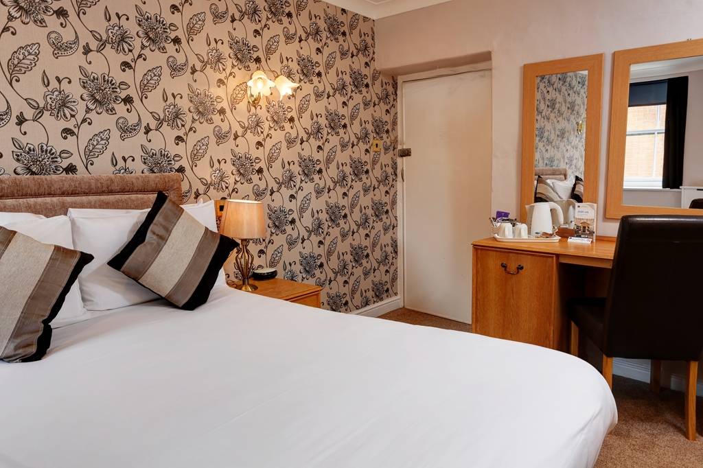 Best Western George Hotel Guest Room