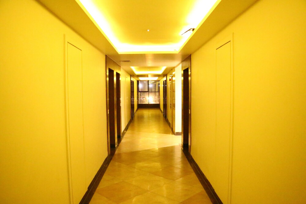 Castle Inn Hotel Interior