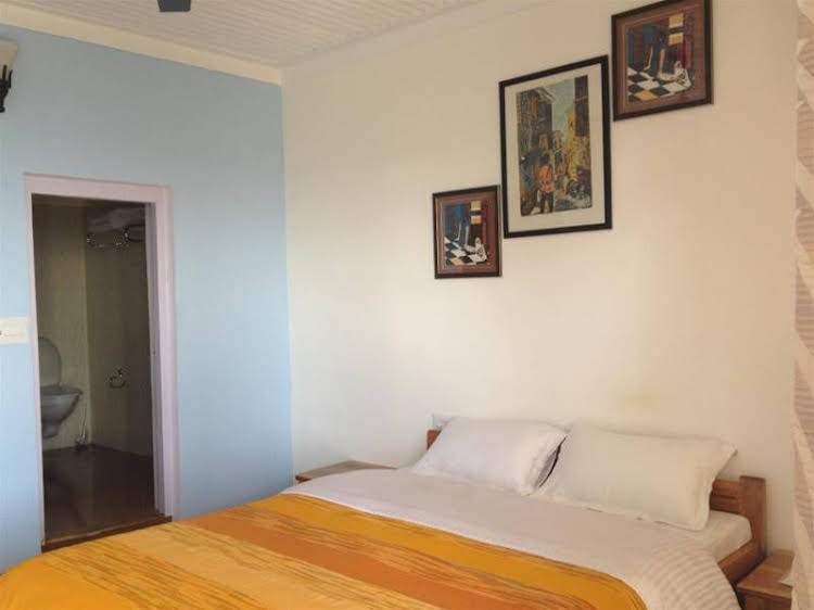 Kasar Rainbow Yoga Retreat 