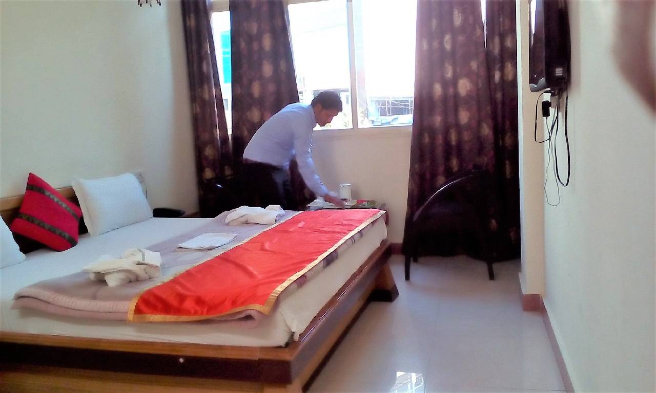 Hotel Ganesha Inn 