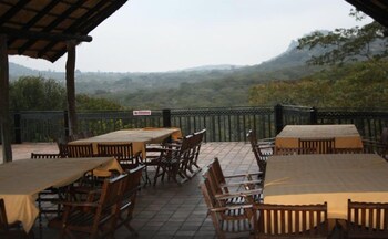 Lodge At The Ancient City Outdoor Dining