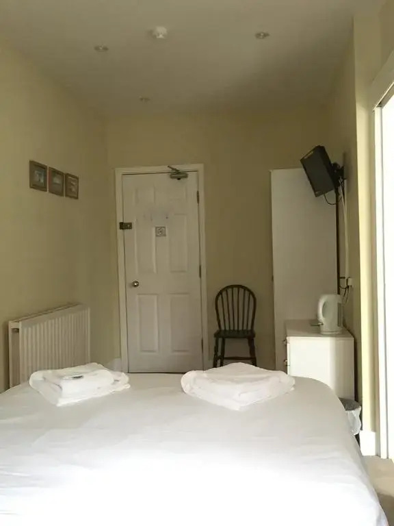 Chatsworth Hotel 