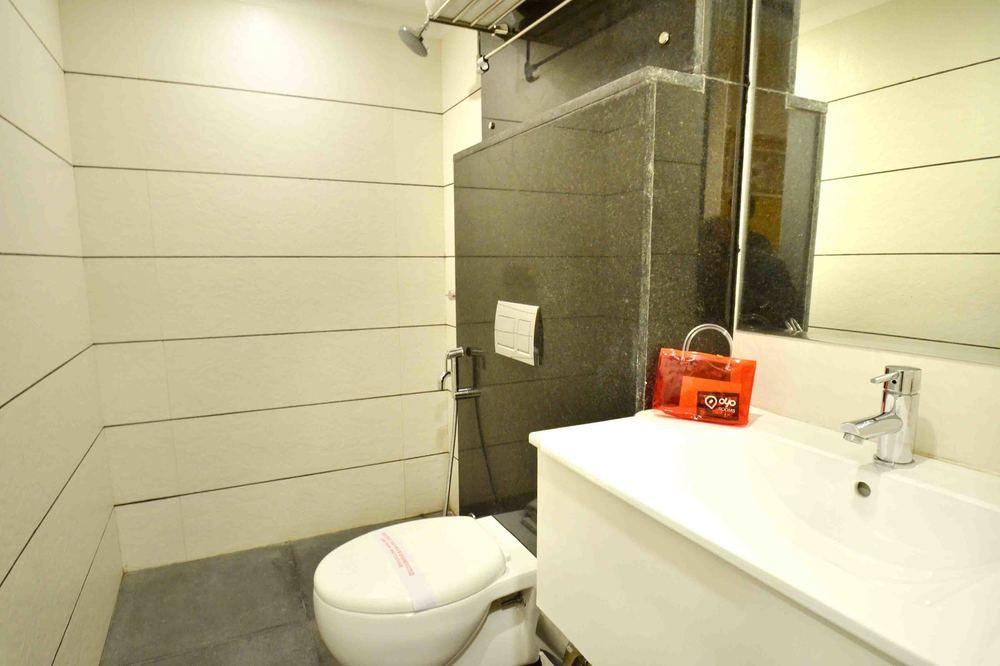 Oyo 963 Hotel Rumaya 