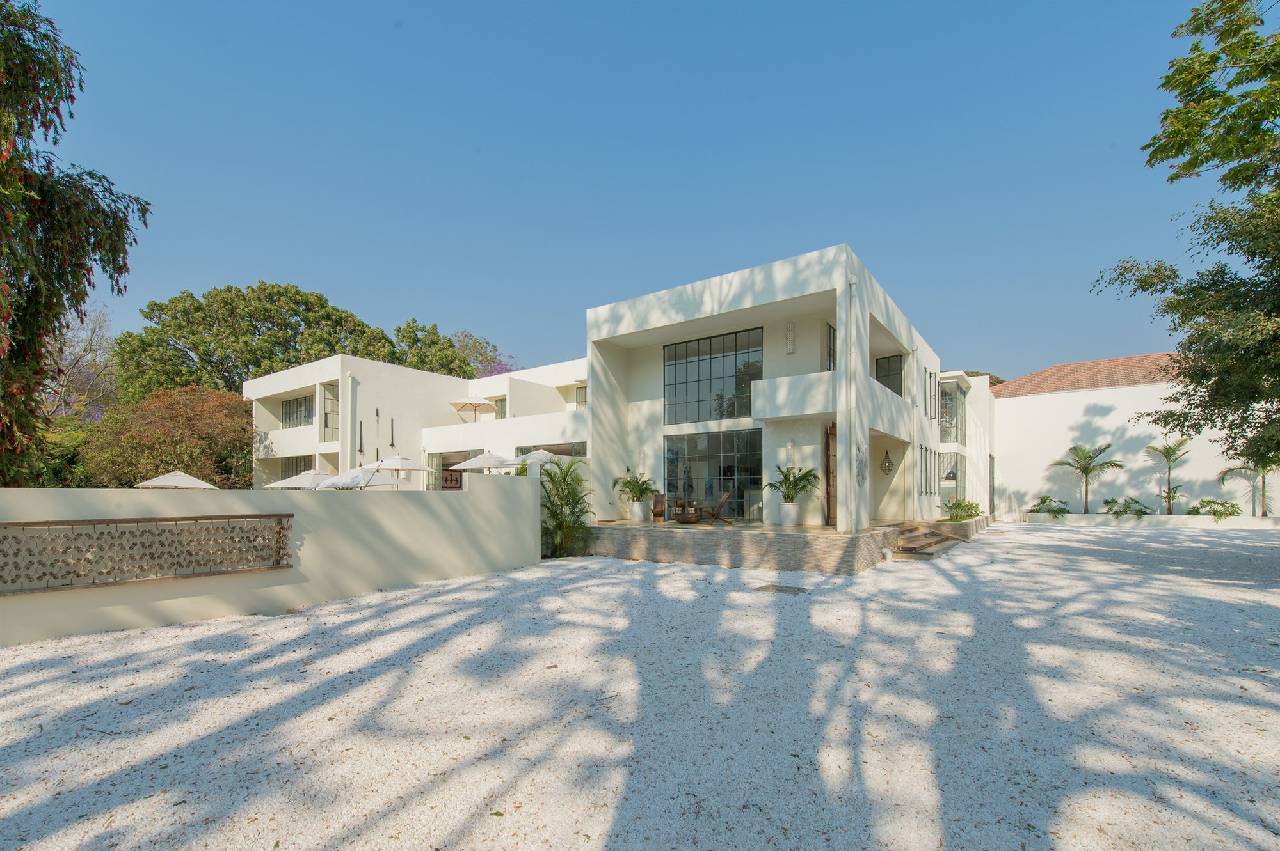 Latitude 15 