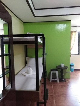 Jorge Transient House Guestroom