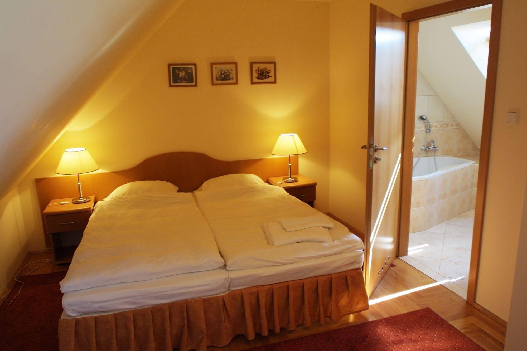 Hotel Bielany 