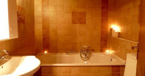 Paliokastro Guesthouse 