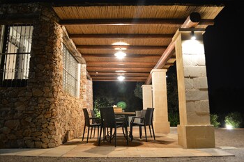 I Furneddhri Terrace/Patio