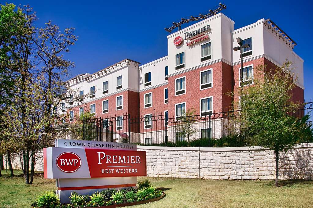 Best Western Premier Crown Chase Inn & Suites Welcome to the Best Western Premier Crown Chase Inn & Suites in Denton, Texas.