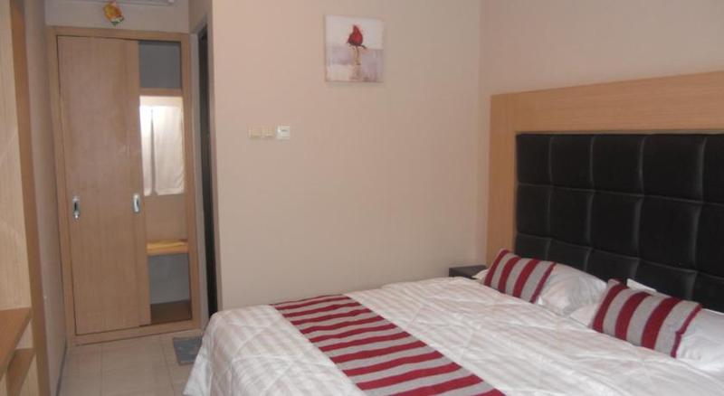 Luminor Hotel Jember General view