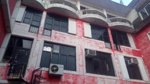 Cozy Stay Near Parmarth Niketan 