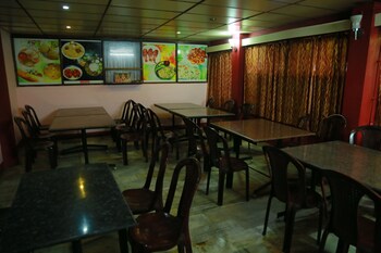 Hotel Blue Bird Restaurant