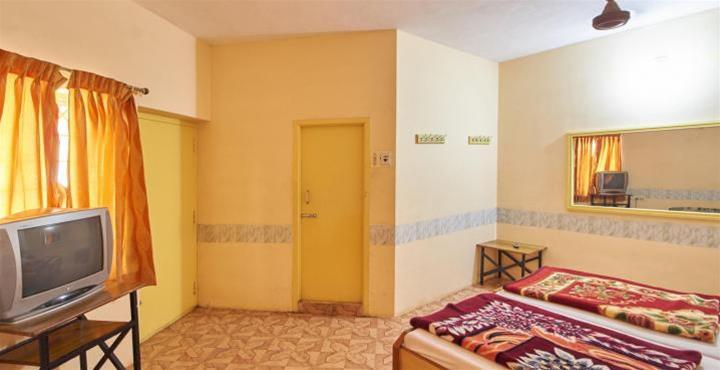 Oyo 19368 Silver Holiday Cottages 