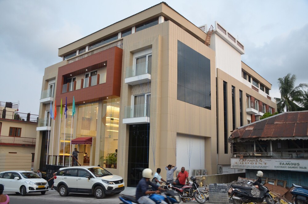 Hotel Mansha Regency 