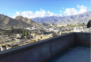 () Mountain View  () Mountain View