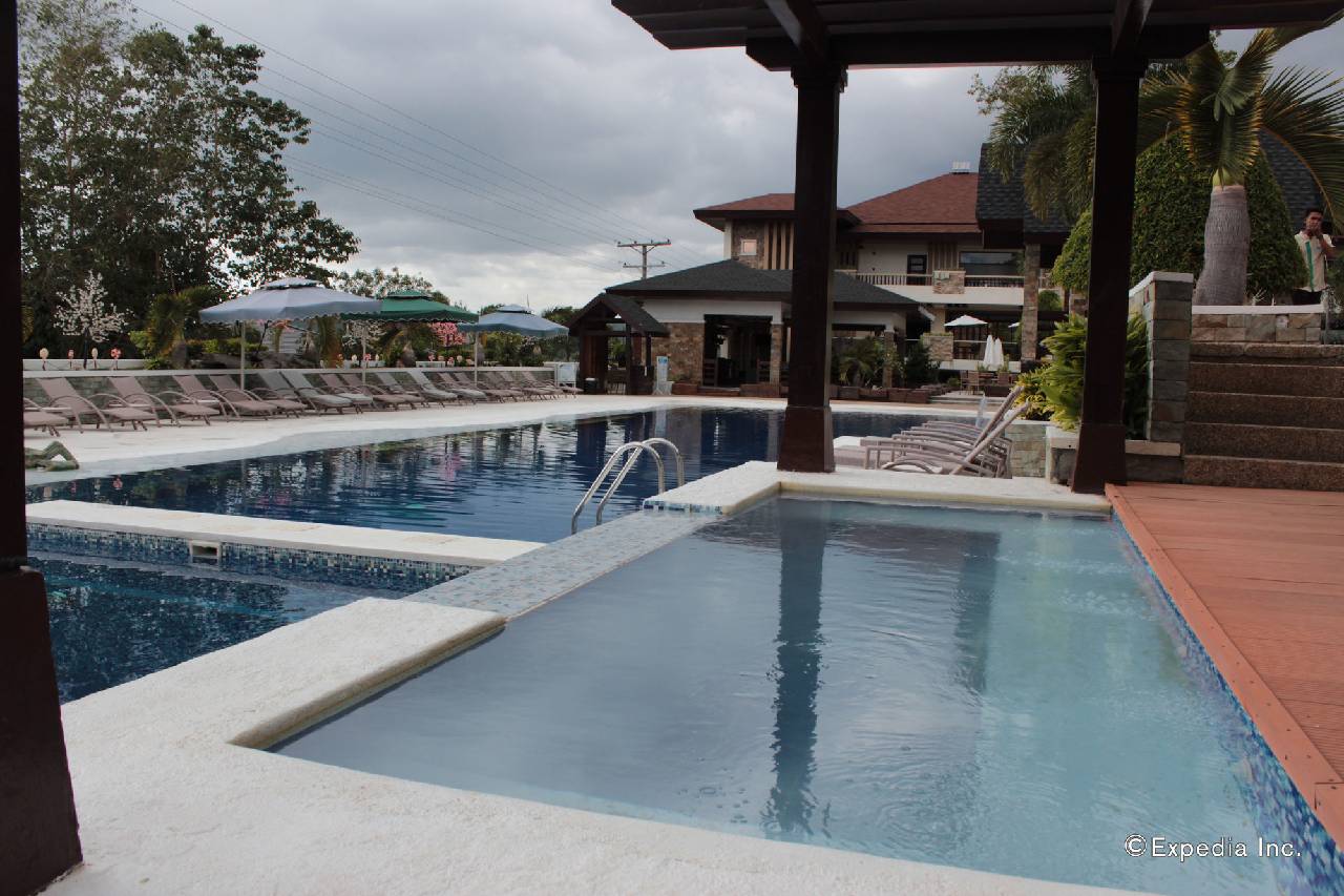 Coron Westown Resort 