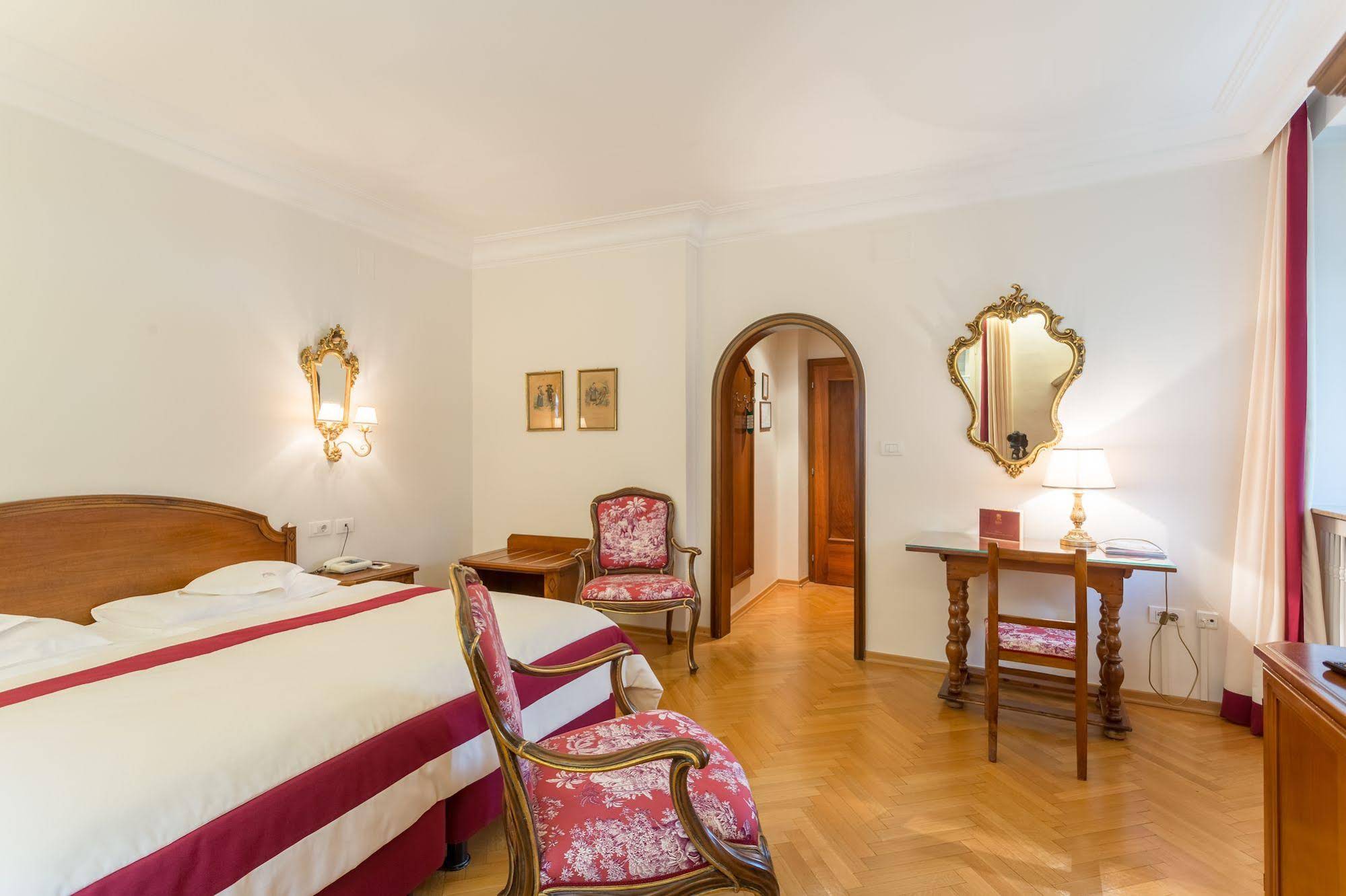 Hotel Elephant 