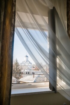 Rus Hotel Guestroom View