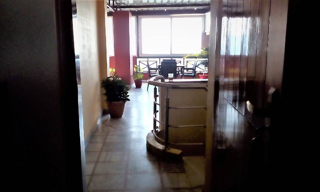 Hotel Ganesha Inn 