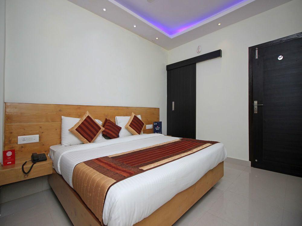 Oyo 9711 Hotel Marc Blu 