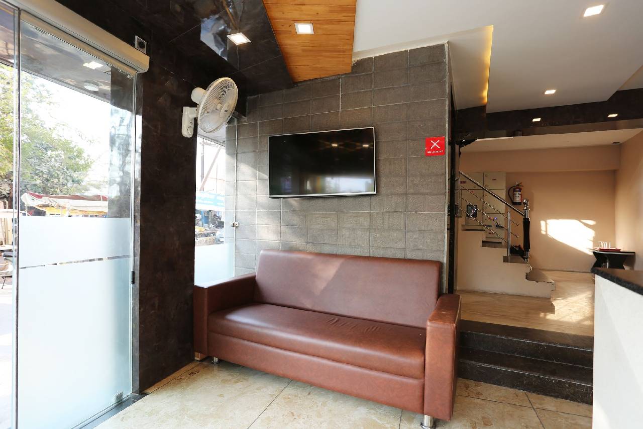 Oyo 11324 Hotel The Bentree 