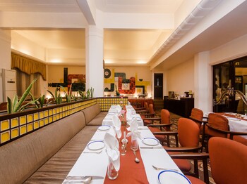 Oyo 635 West End Hotel Restaurant