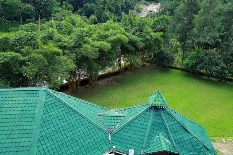 Aruvi Resort Munnar 