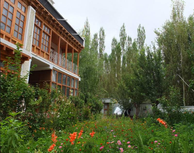 Hotel Ladakh Greens 