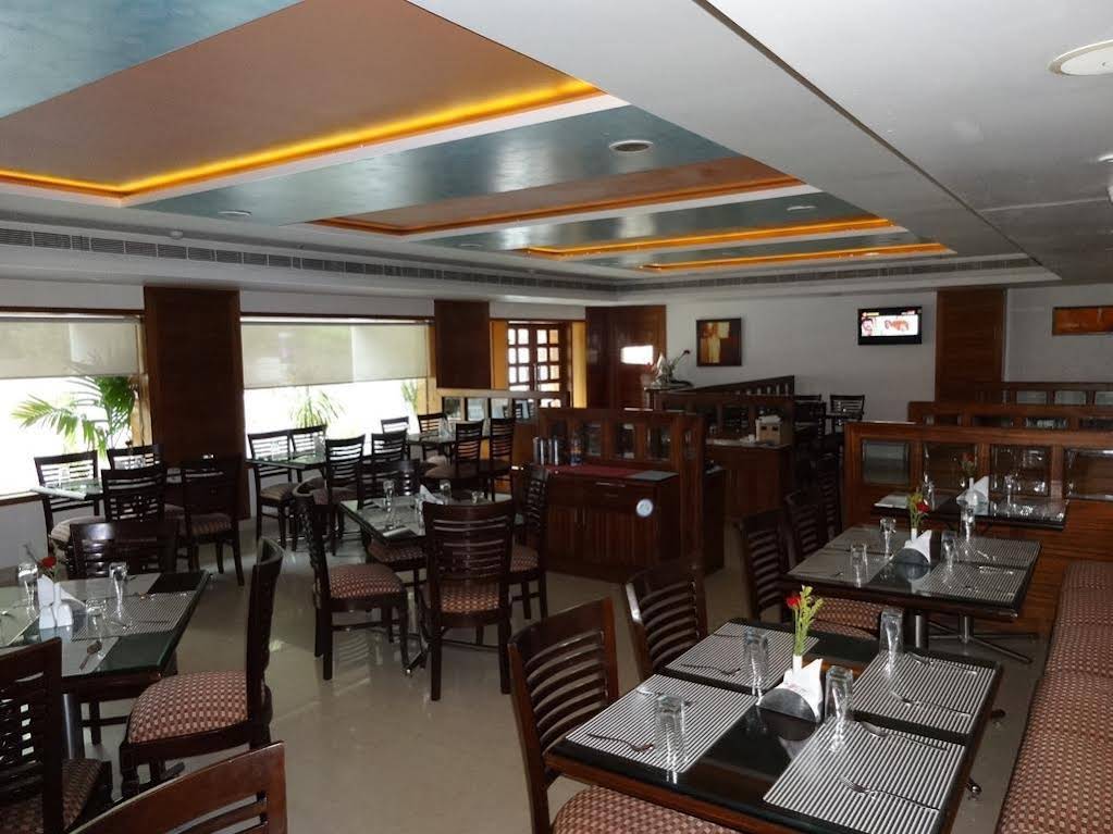 La Hospin Hotel 