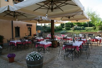 Antica Pieve B&b Outdoor Banquet Area