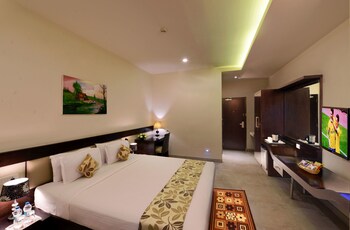 Green View Clarks Inn Guestroom