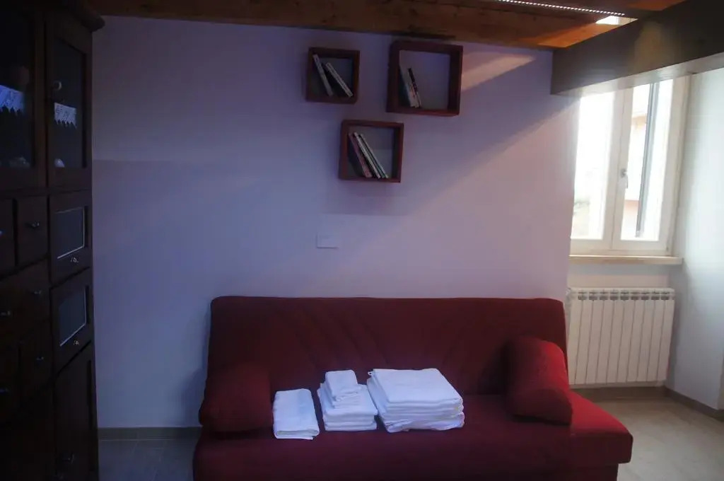 Casa Vacanze Albano (كاسا واكانز آلبانو) 