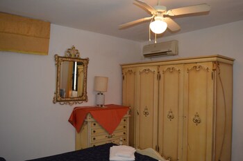 Hotel Ristorante Pizzeria Le Voilier Guestroom