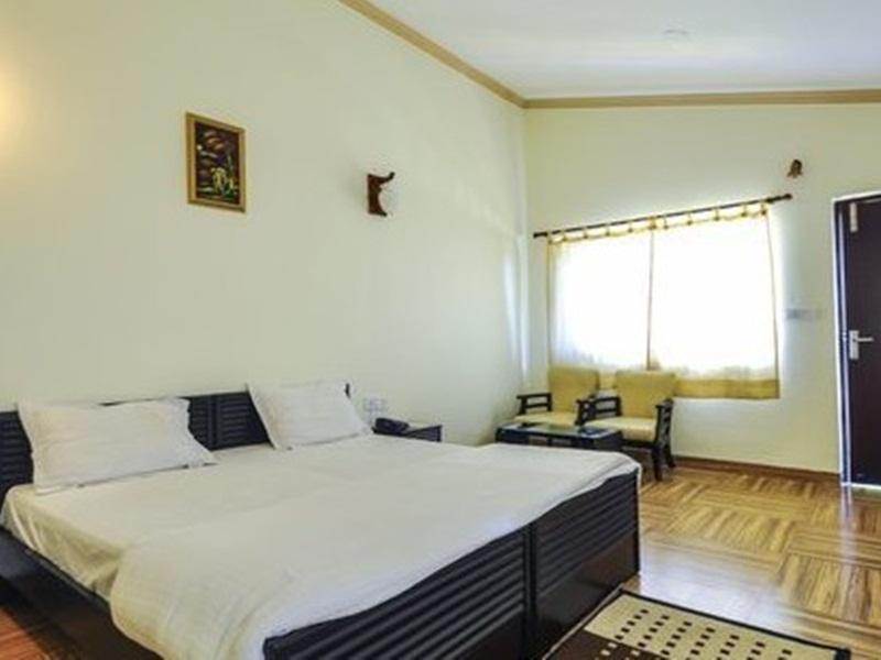 Corbett Woods Resort 