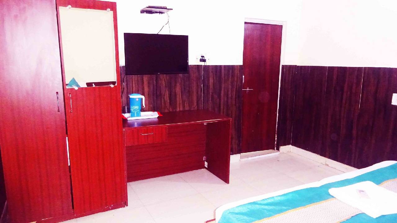Hotel Madhav Stay 
