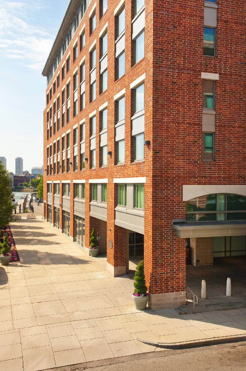 Residence Inn Boston Harbor On Tudor Wharf 