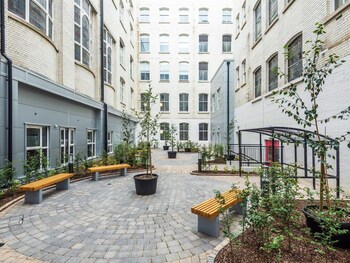 John Bell House Campus Accommodation Courtyard