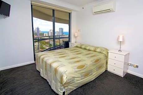 Victoria Square Apartments 