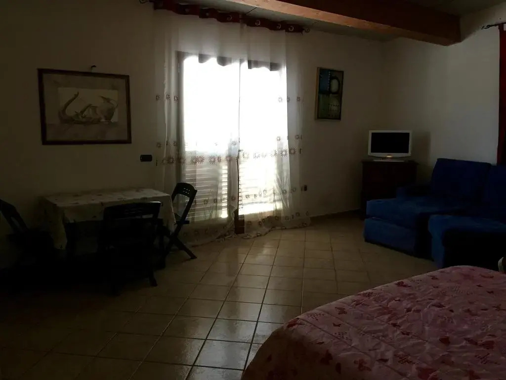 Colle La Guardia (كول لا گواردیا) 