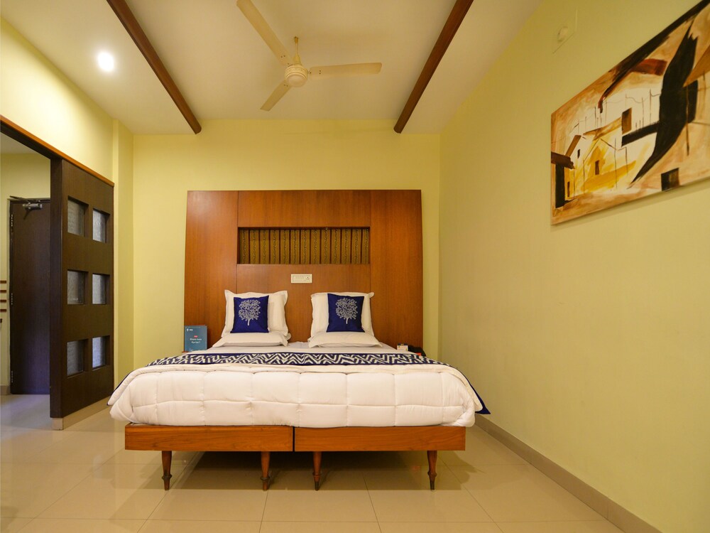 Oyo 3420 Hotel Ashoka Guestroom