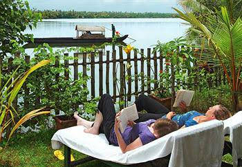Cherai Beach Resort 