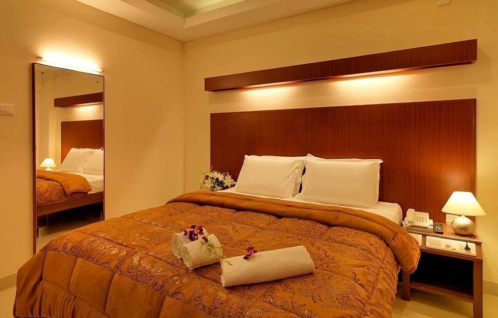 Dhanunjayas Luxury Hotel Featured Image