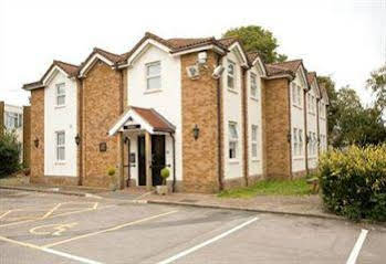 Highwayman Hotel (هایویمان هتل) 