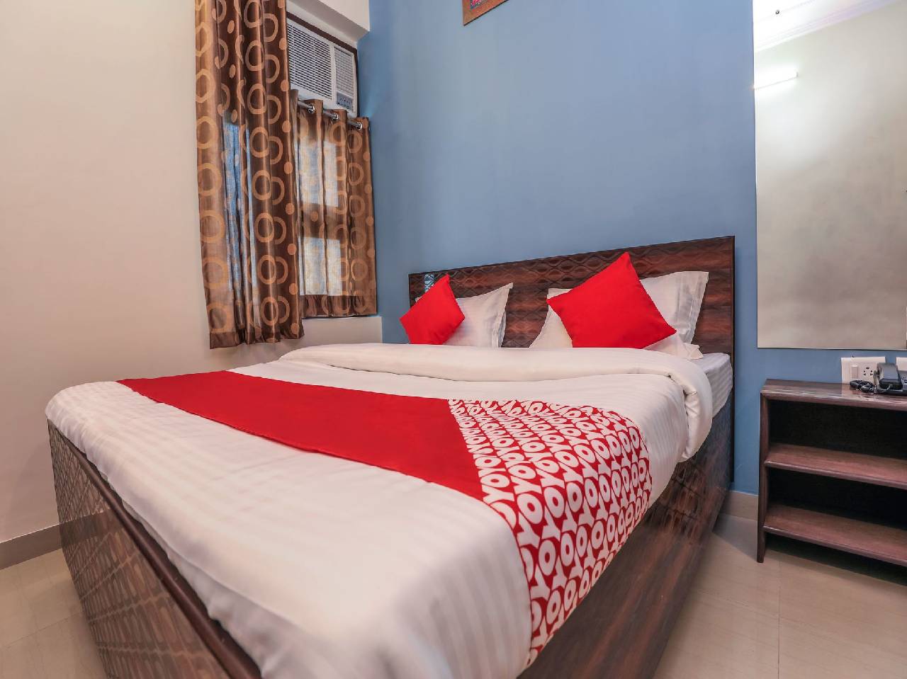 Oyo 14911 New Airport Residency 