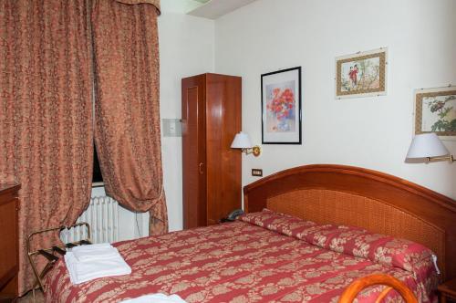Vip Hotel 